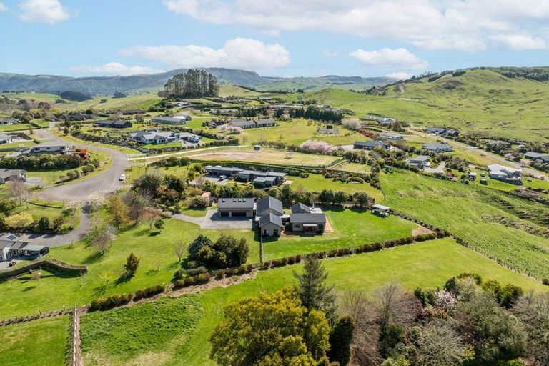 Photo of property in 67 Lomond Grove, Acacia Bay, Taupo, 3385