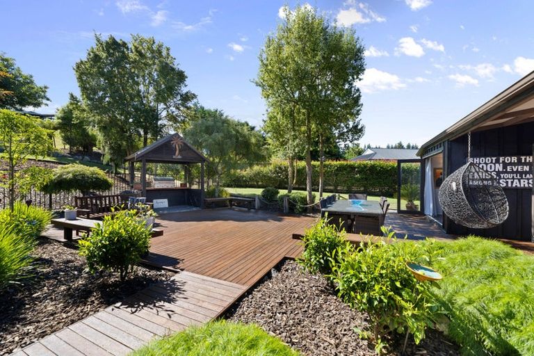 Photo of property in 29 Glen Mohr, Acacia Bay, Taupo, 3385