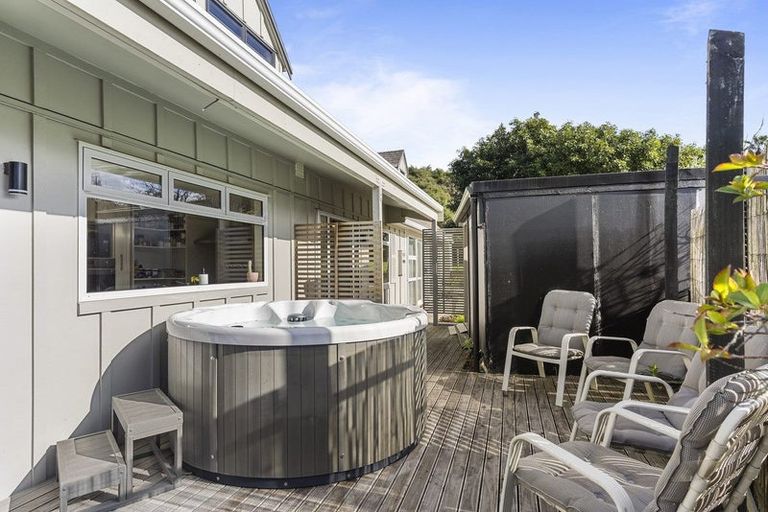 Photo of property in 69 Bell Street, Judea, Tauranga, 3110