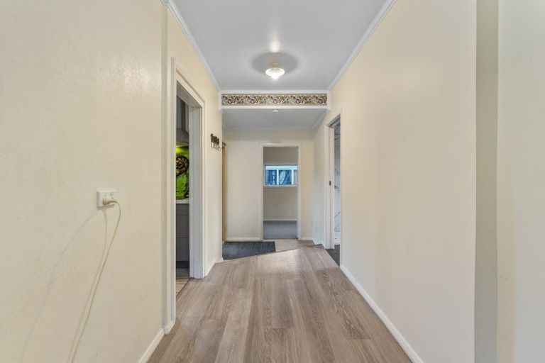 Photo of property in 1 Huia Street, Pahiatua, 4910