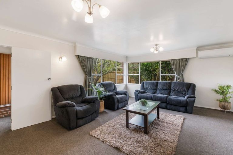 Photo of property in 328 Great South Road, Opaheke, Papakura, 2113