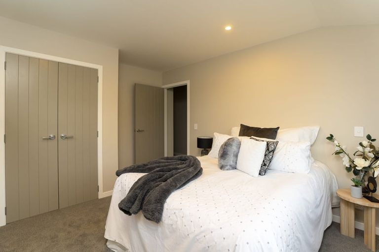 Photo of property in 165 Amesbury Drive, Churton Park, Wellington, 6037