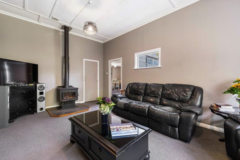 Photo of property in 986 Halcombe Road, Halcombe, Feilding, 4779