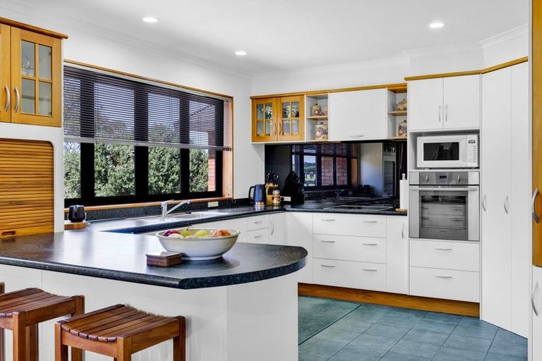 Photo of property in 268 Waihi Road, Hawera, 4673