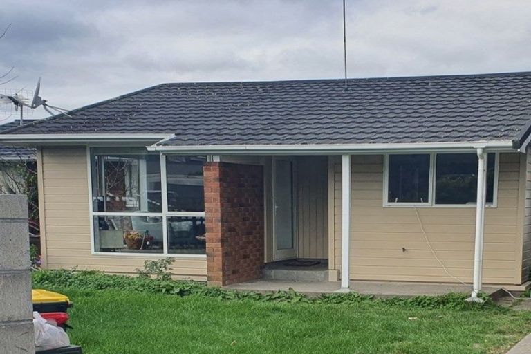 Photo of property in 120 Kings Crescent, Hutt Central, Lower Hutt, 5010