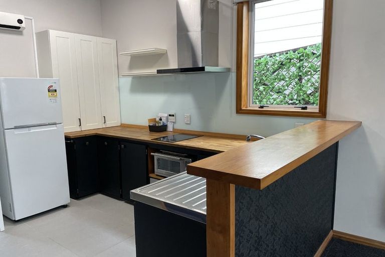 Photo of property in 4 Yale Road, Mount Cook, Wellington, 6021