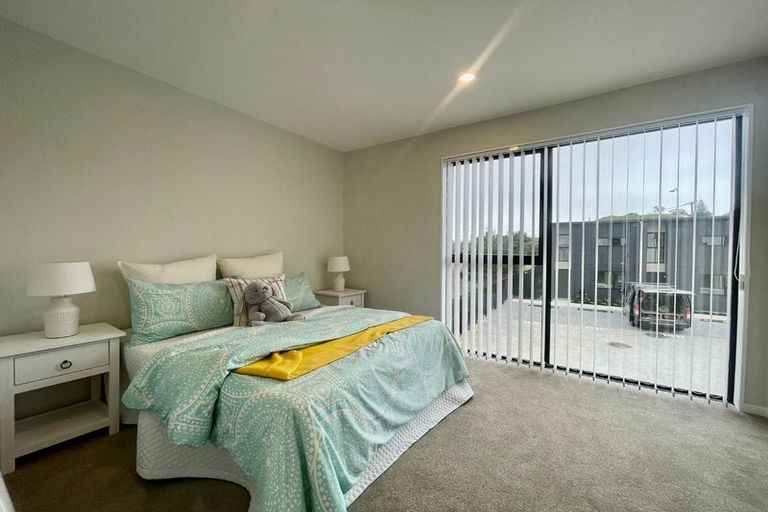 Photo of property in 23 Huri Street, Mangere Bridge, Auckland, 2022