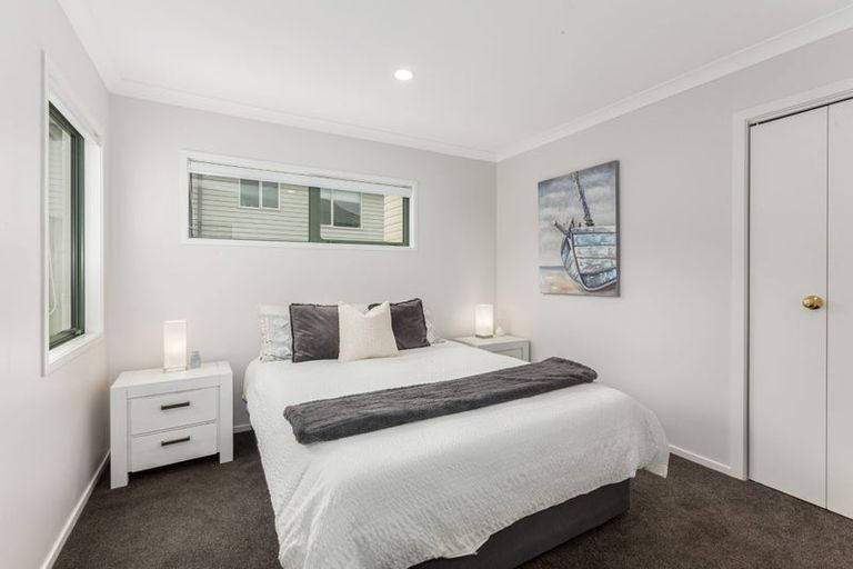 Photo of property in 12 Bowsprit Way, Whitby, Porirua, 5024