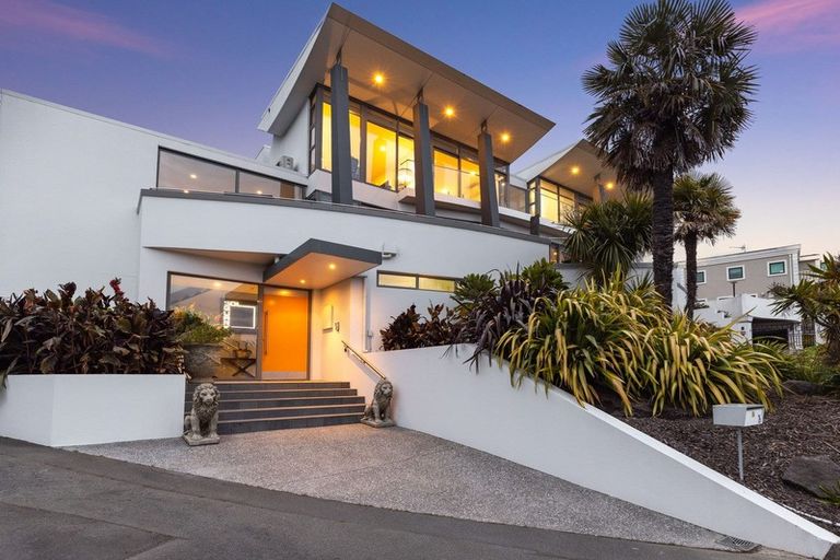 Photo of property in 26 Overdale Drive, Cashmere, Christchurch, 8022