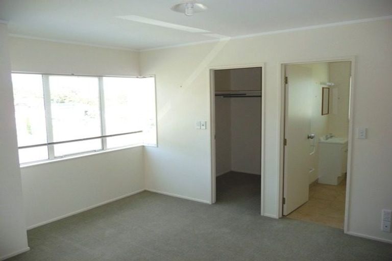 Photo of property in 14 Ellenbury Place, Stanmore Bay, Whangaparaoa, 0932