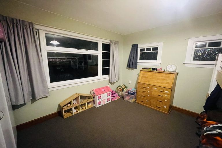 Photo of property in 14 Goldsmith Place, Waltham, Christchurch, 8023