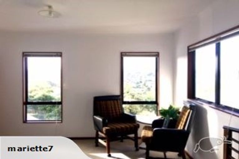 Photo of property in 1/29 Oaktree Avenue, Browns Bay, Auckland, 0630