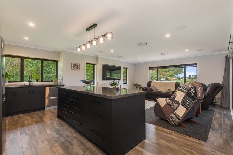 Photo of property in 1218 Rangitikei Line, Newbury, Palmerston North, 4475