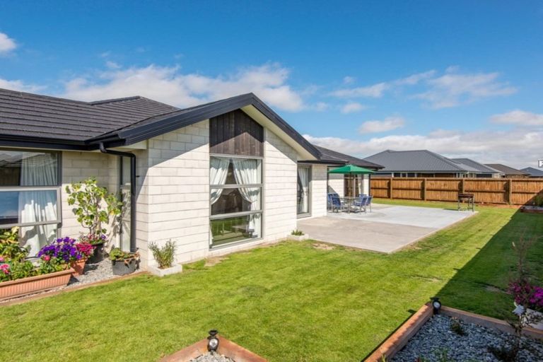 Photo of property in 4 Haymakers Crescent, Rolleston, 7614