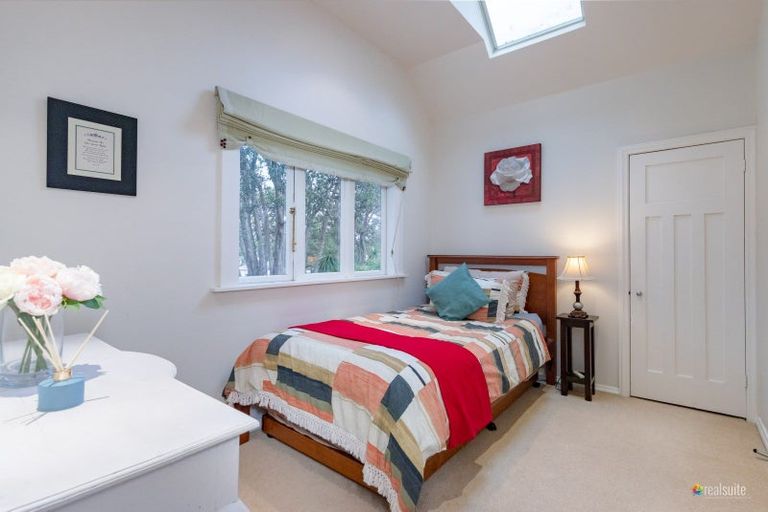 Photo of property in 7 Hinau Street, Woburn, Lower Hutt, 5010