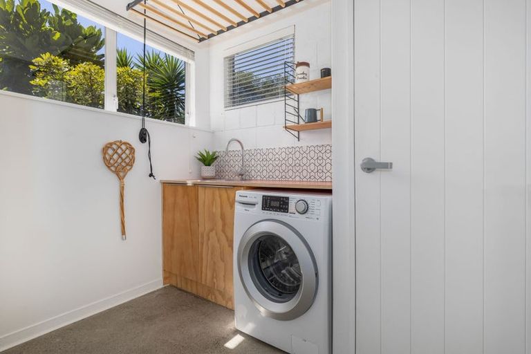 Photo of property in 72 Rosetta Road, Raumati South, Paraparaumu, 5032