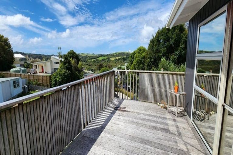 Photo of property in 22 Everard Avenue, Army Bay, Whangaparaoa, 0930