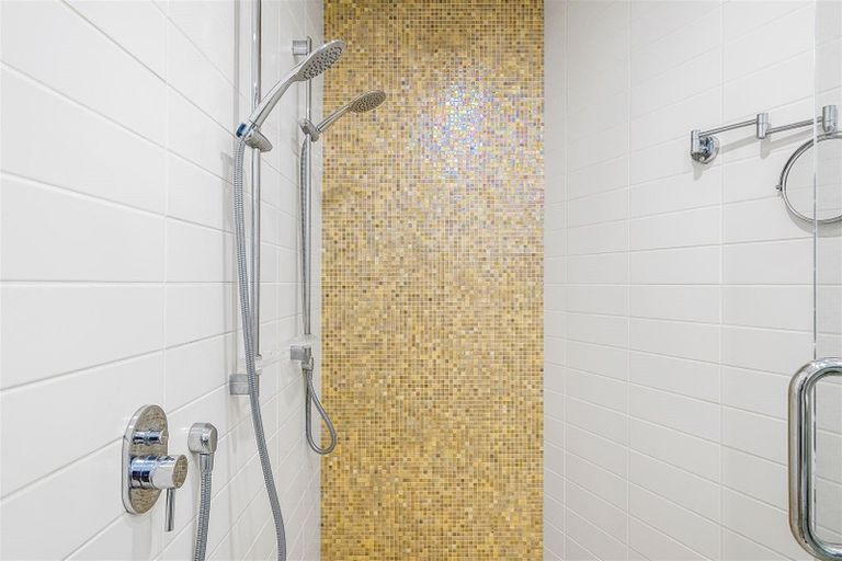 Photo of property in 73 Moana Road, Plimmerton, Porirua, 5026