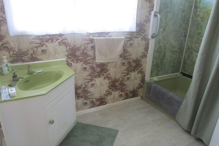 Photo of property in 22 Thompson Street, Tokoroa, 3420