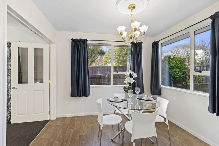 Photo of property in 2/264 Hills Road, Mairehau, Christchurch, 8013