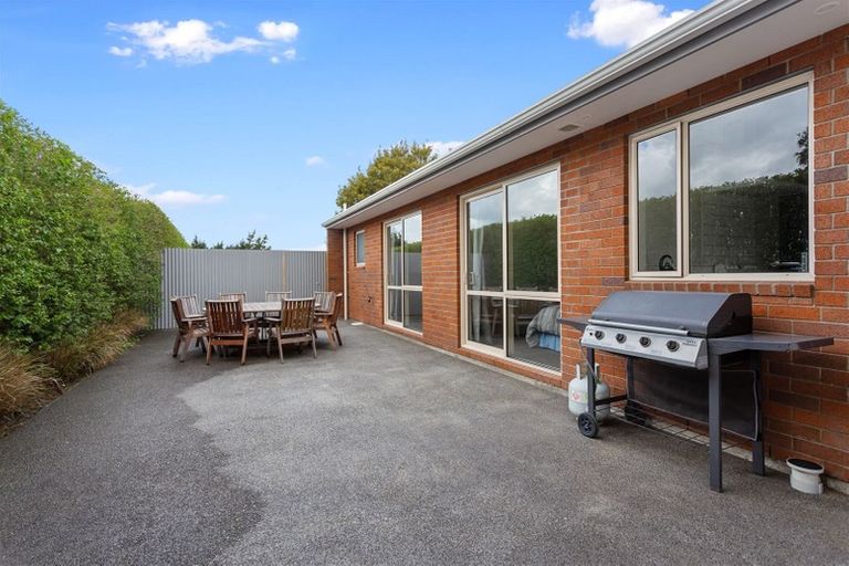 Photo of property in 134 High Street, Oxford, 7430