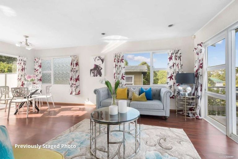 Photo of property in 3 Heather Place, Sunnynook, Auckland, 0620