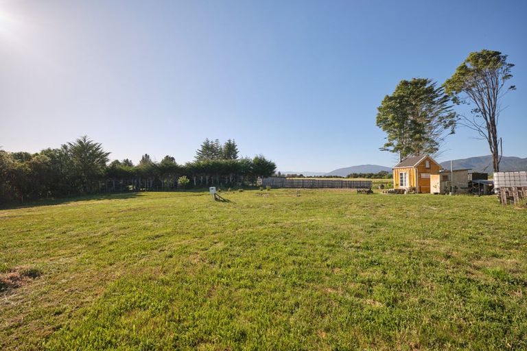 Photo of property in 28 Kowhai Drive, Kuratau, Turangi, 3381
