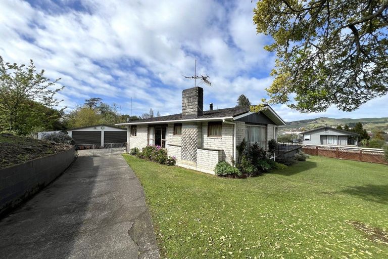 Photo of property in 10 Mangarino Street, Te Kuiti, 3910