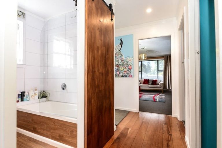 Photo of property in 33 Churchill Avenue, Maeroa, Hamilton, 3200