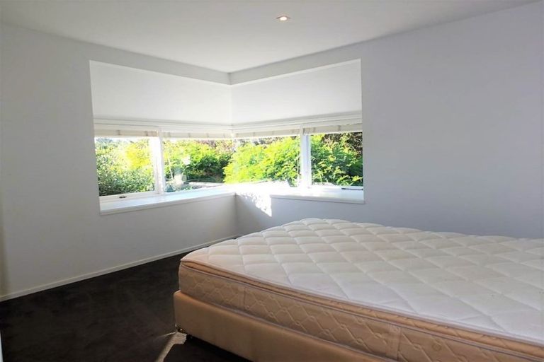 Photo of property in 76b Memorial Avenue, Ilam, Christchurch, 8053