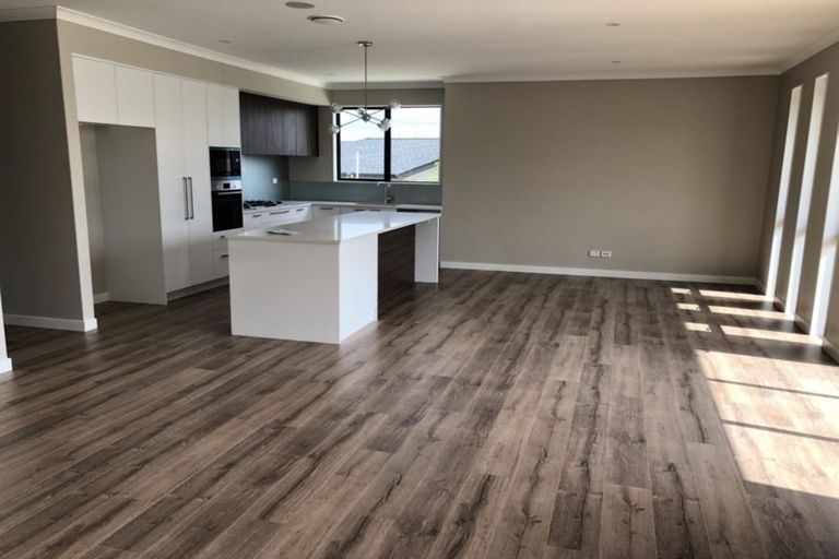 Photo of property in 63 Harvest Avenue, Orewa, 0931