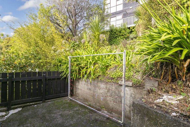Photo of property in 9 Ridd Crescent, Karori, Wellington, 6012