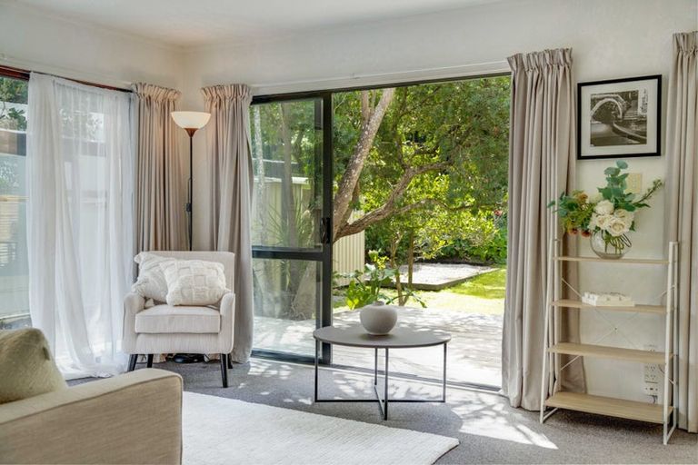 Photo of property in 15 Boylan Road, Titirangi, Auckland, 0604