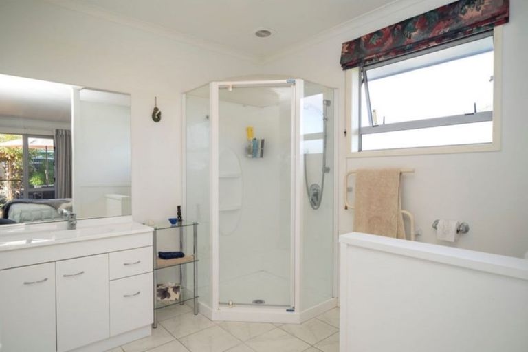 Photo of property in 17 Glenaven Drive, Motueka, 7120