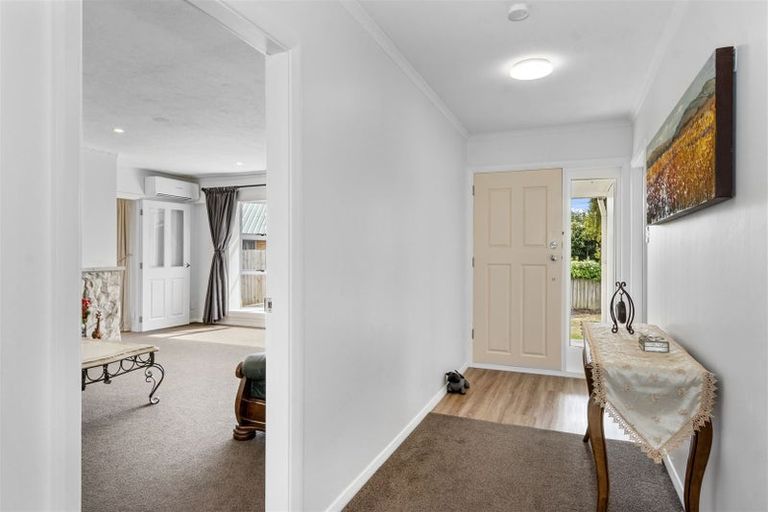 Photo of property in 27 Ebony Street, Bishopdale, Christchurch, 8053