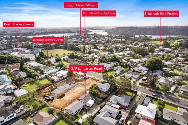 Photo of property in 2/9 Lancaster Road, Beach Haven, Auckland, 0626
