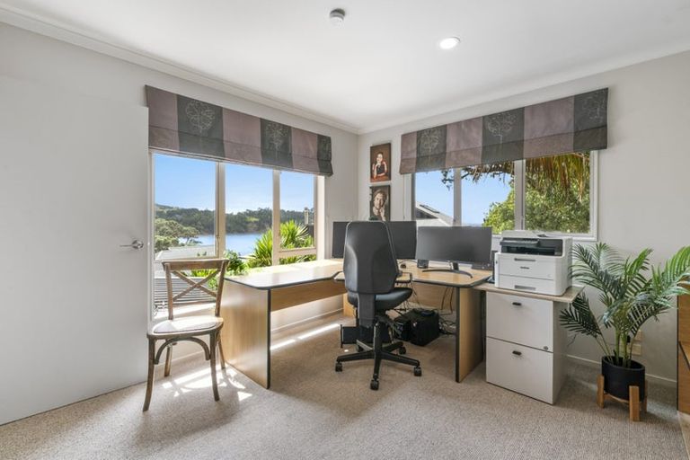 Photo of property in 31a Ocean View Road, Hatfields Beach, Orewa, 0931