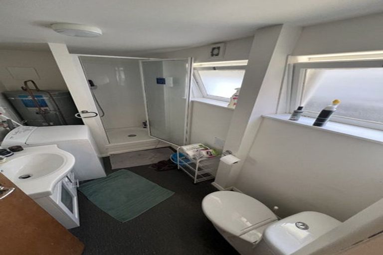 Photo of property in 2/239 Adelaide Road, Newtown, Wellington, 6021