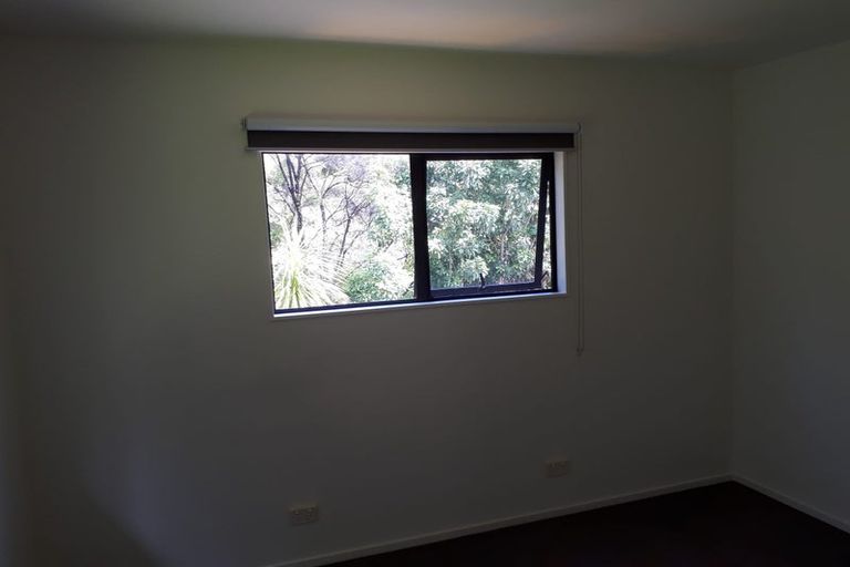 Photo of property in 12a Wicklam Lane, Greenhithe, Auckland, 0632