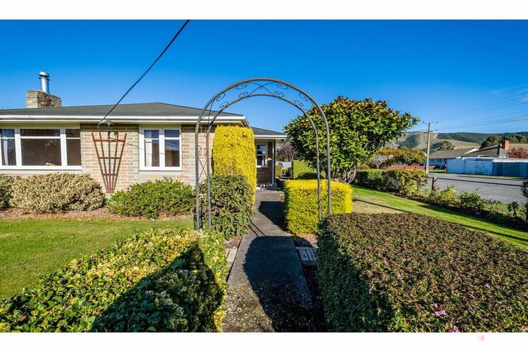 Photo of property in 7 Betten Street, Waimate, 7924