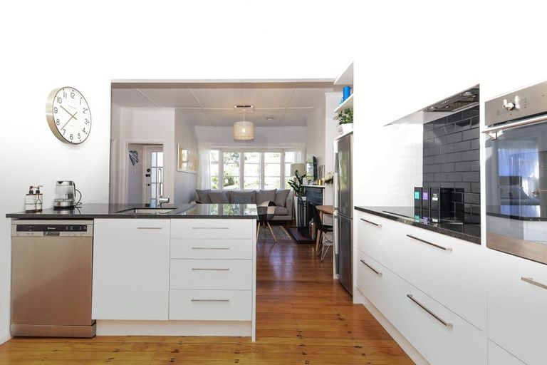 Photo of property in 46 Plunket Terrace, Hamilton East, Hamilton, 3216