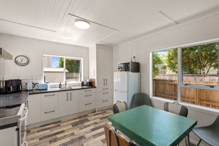 Photo of property in 1/54 Hawai Street, Two Mile Bay, Taupo, 3330