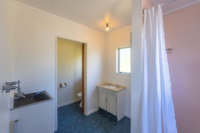 Photo of property in 14 Scott Avenue, Otaki Beach, Otaki, 5512
