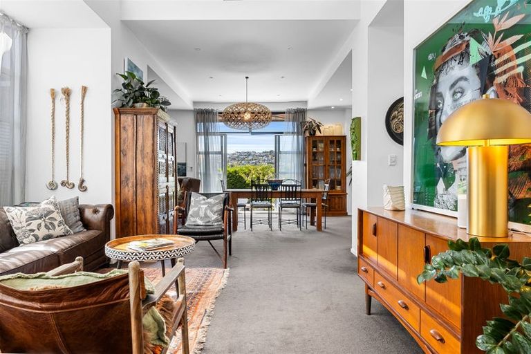 Photo of property in 1/5 Whareora Terrace, Cashmere, Christchurch, 8022