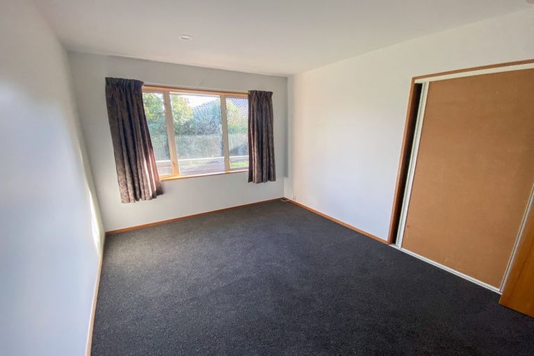 Photo of property in 57 Blue Gum Place, New Brighton, Christchurch, 8083