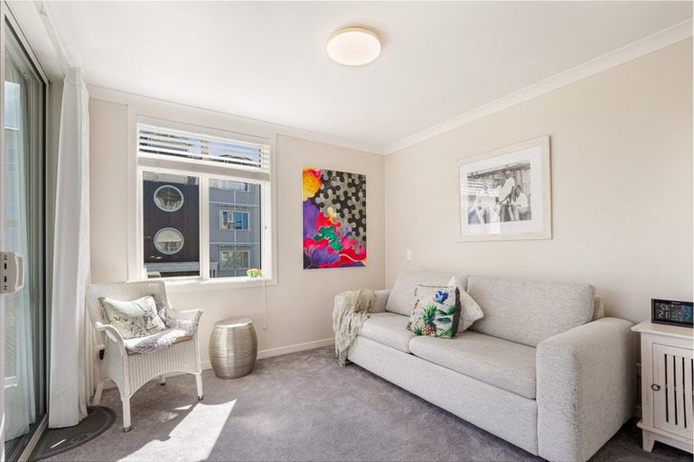 Photo of property in 96 Panorama Heights, Orewa, 0931