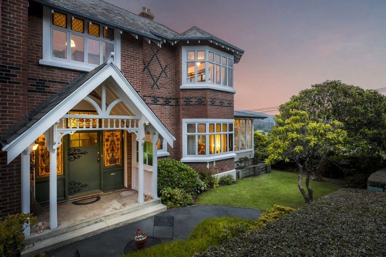 Photo of property in 2 Sargood Street, Maori Hill, Dunedin, 9010