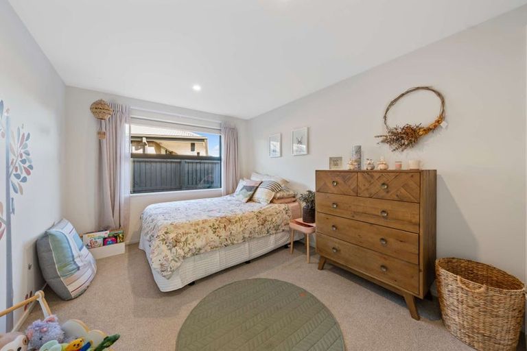 Photo of property in 21 Leader Street, Marshland, Christchurch, 8083