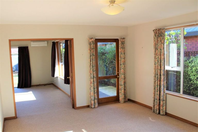 Photo of property in 2/291 Greers Road, Bishopdale, Christchurch, 8053