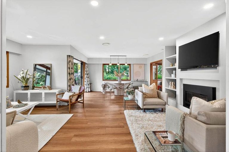 Photo of property in 18b Stratford Avenue, Milford, Auckland, 0620